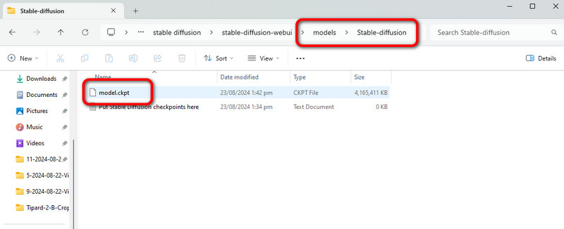 モデル：Stable Diffusionモデル