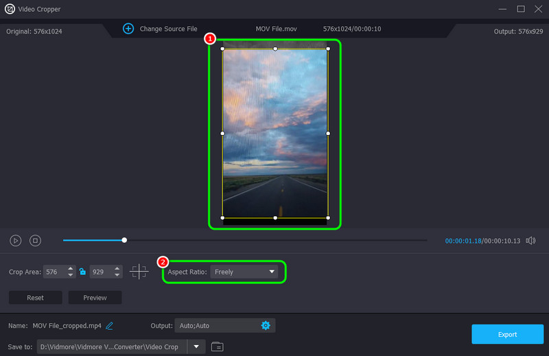 クロップ作業を進める